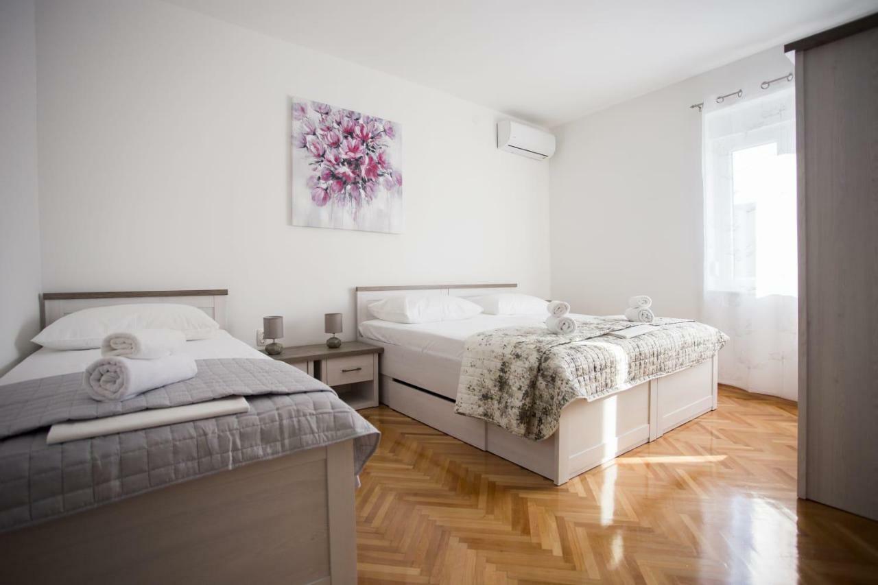 Apartman Leona Kaštela Exteriér fotografie